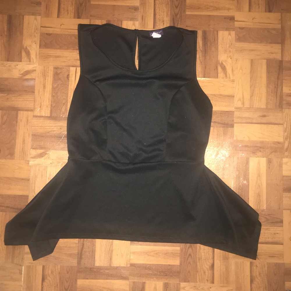 Black peplum top🌙✨
